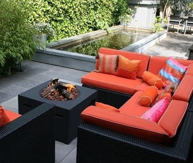 Cocoon table vierkant zwart